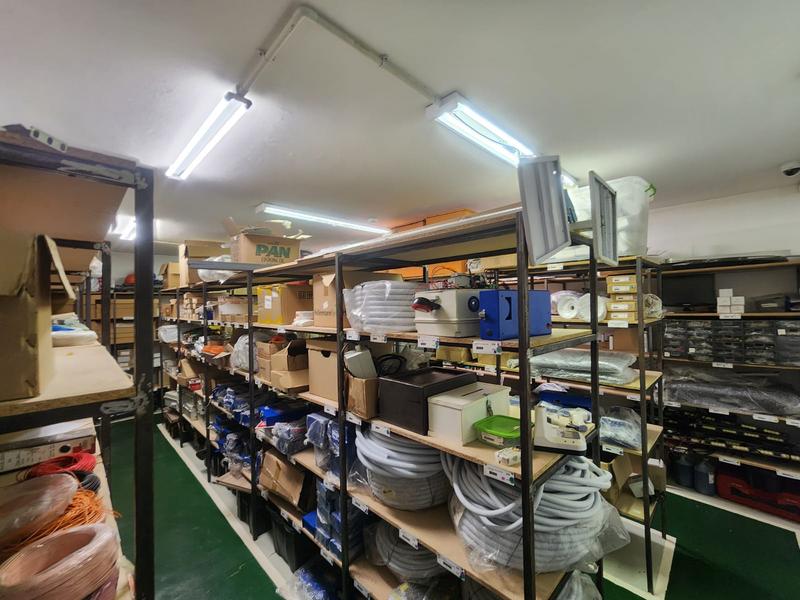 Commercial Property for Sale in New Redruth Gauteng