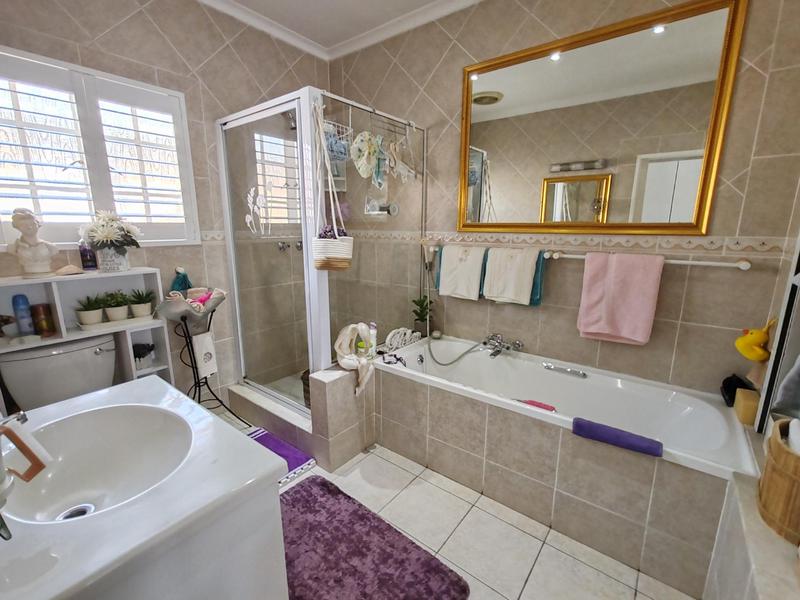 3 Bedroom Property for Sale in Three Rivers Gauteng