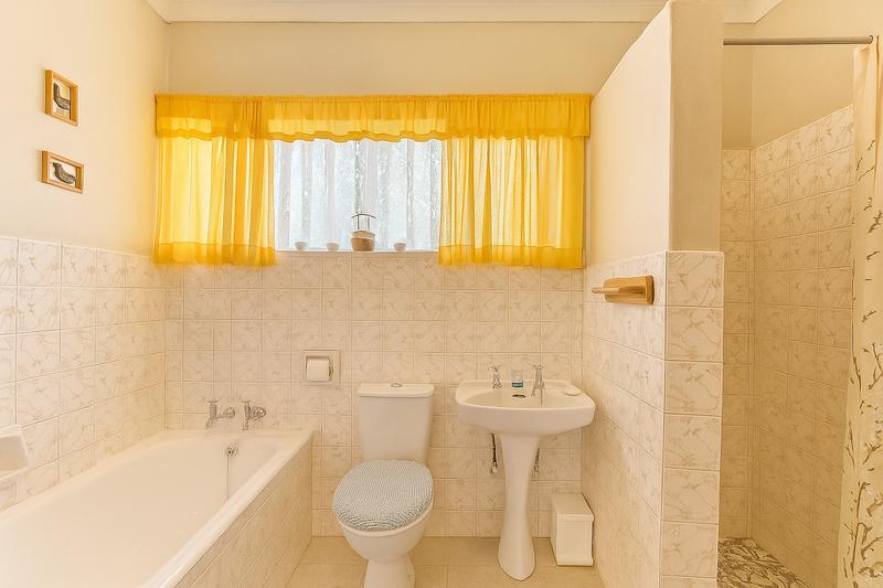 5 Bedroom Property for Sale in Elardus Park Gauteng