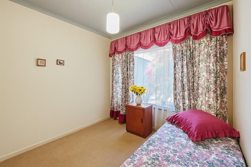 5 Bedroom Property for Sale in Elardus Park Gauteng