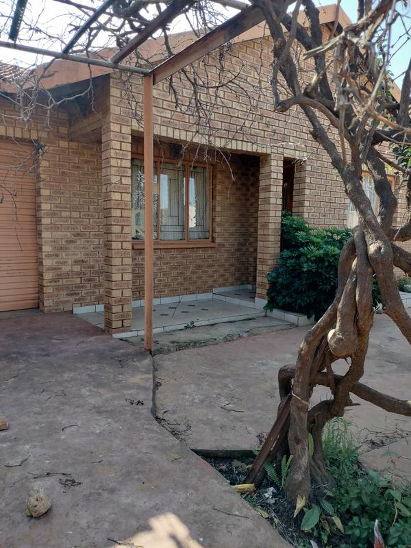 2 Bedroom Property for Sale in Orange Farm Gauteng