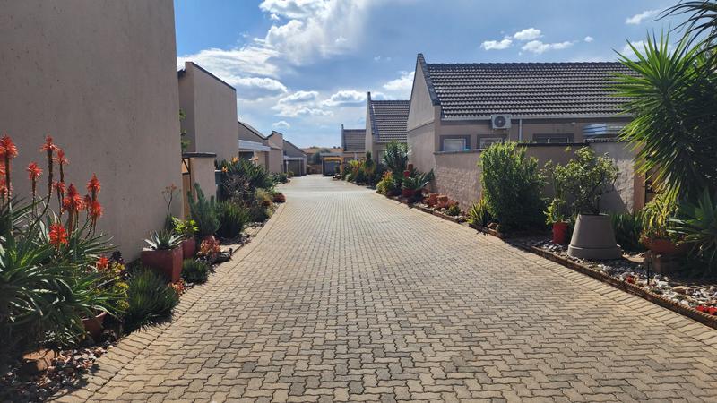 2 Bedroom Property for Sale in Annlin Gauteng