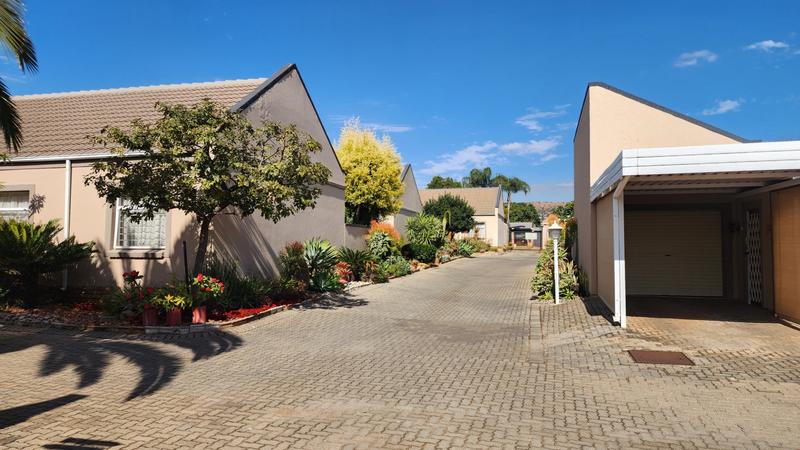 2 Bedroom Property for Sale in Annlin Gauteng