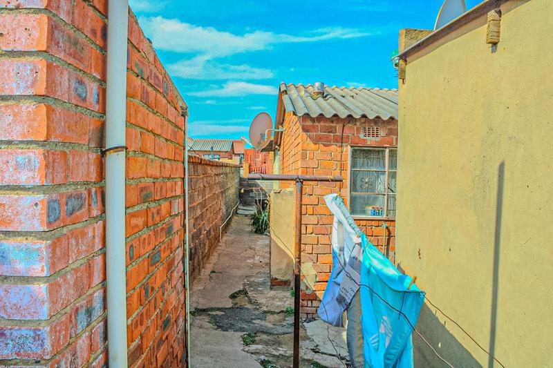 2 Bedroom Property for Sale in Tembisa Gauteng