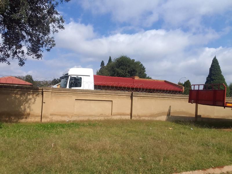 3 Bedroom Property for Sale in Dawn Park Gauteng