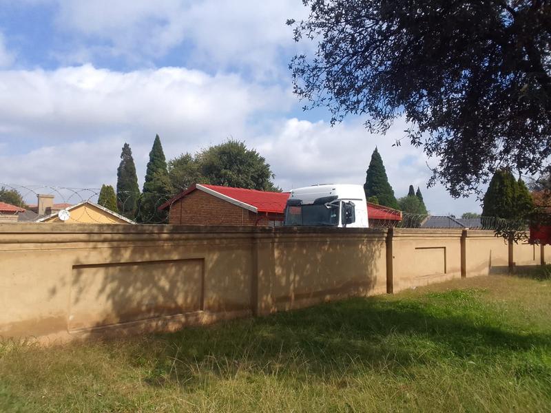 3 Bedroom Property for Sale in Dawn Park Gauteng