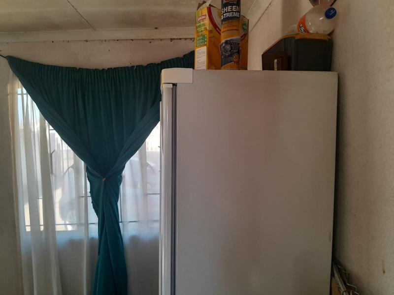 2 Bedroom Property for Sale in Etwatwa Gauteng