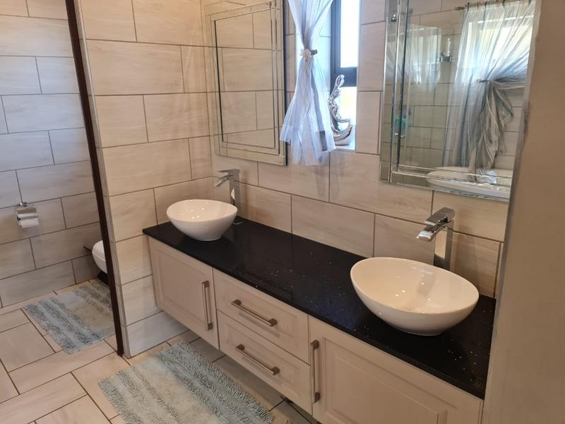 4 Bedroom Property for Sale in Midstream Estate Gauteng