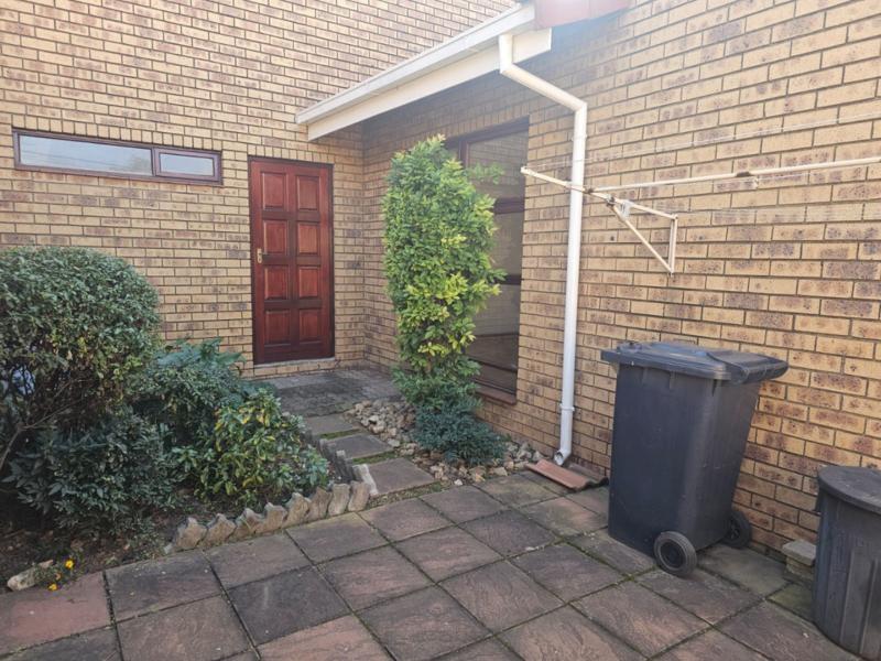 3 Bedroom Property for Sale in Blue Gill Estate Gauteng