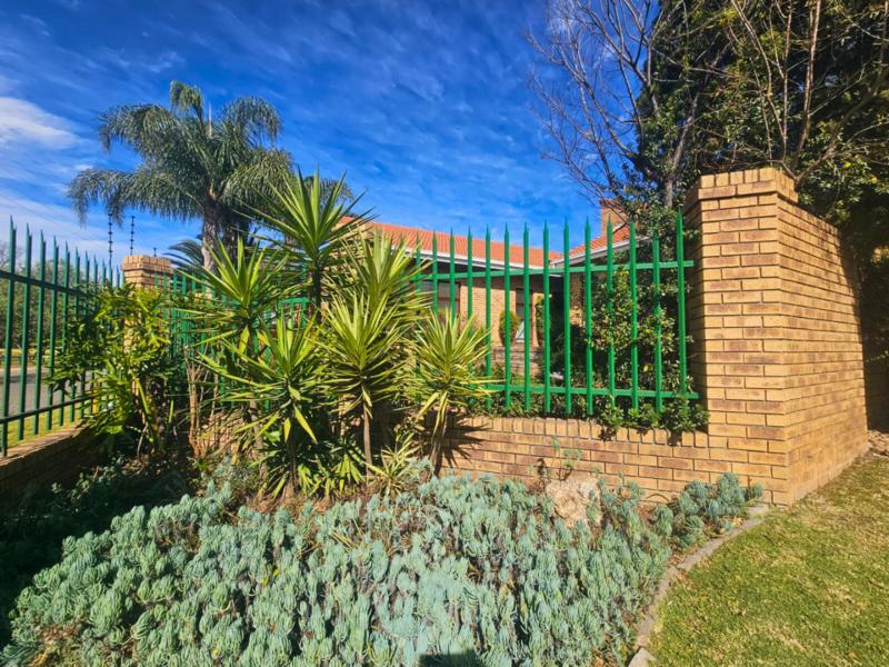 3 Bedroom Property for Sale in Blue Gill Estate Gauteng