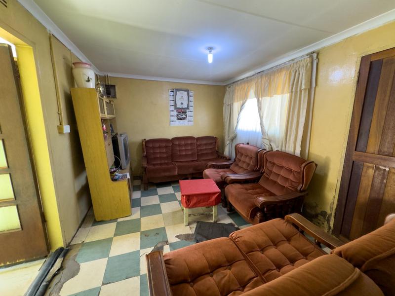 2 Bedroom Property for Sale in Emdeni Gauteng