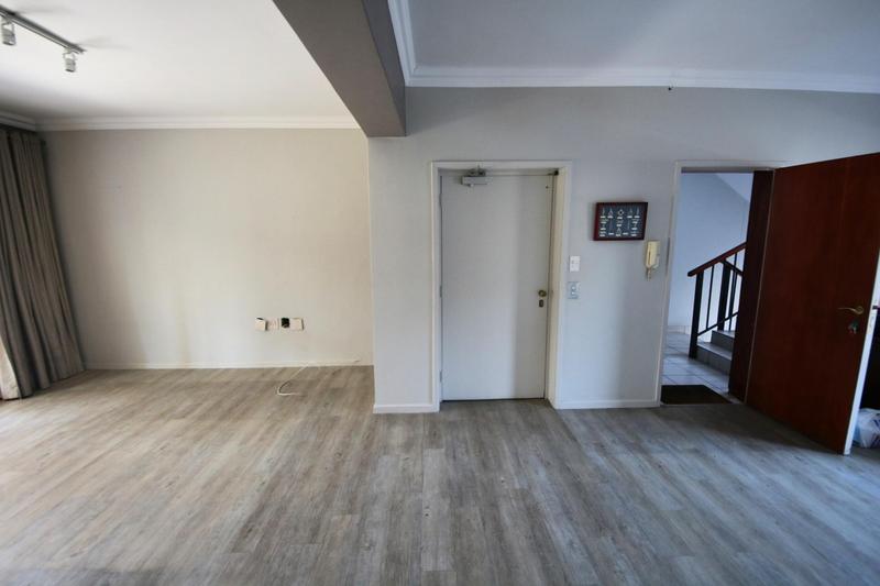 2 Bedroom Property for Sale in Dunkeld West Gauteng