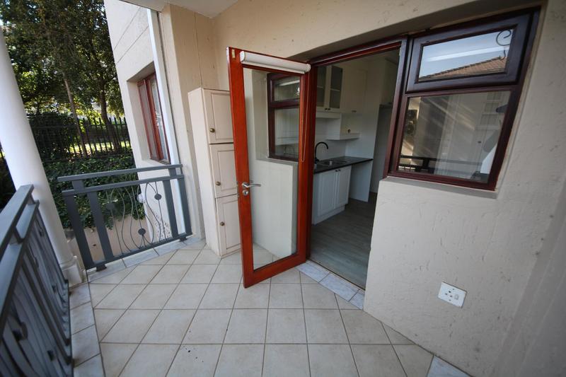 2 Bedroom Property for Sale in Dunkeld West Gauteng