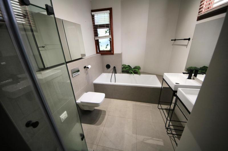 2 Bedroom Property for Sale in Dunkeld West Gauteng