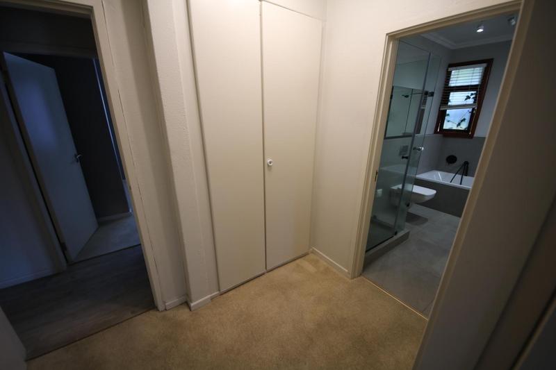 2 Bedroom Property for Sale in Dunkeld West Gauteng