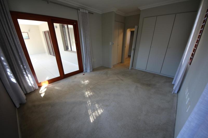 2 Bedroom Property for Sale in Dunkeld West Gauteng