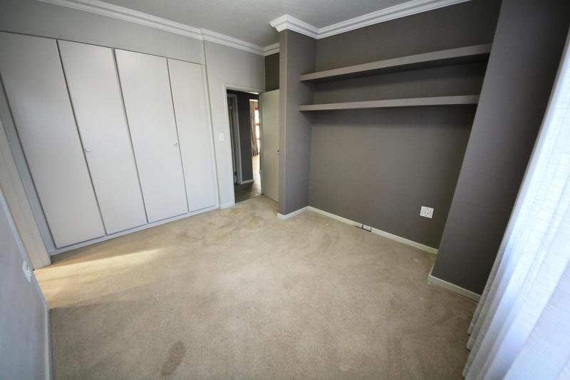 2 Bedroom Property for Sale in Dunkeld West Gauteng