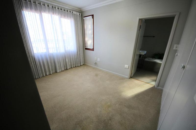 2 Bedroom Property for Sale in Dunkeld West Gauteng