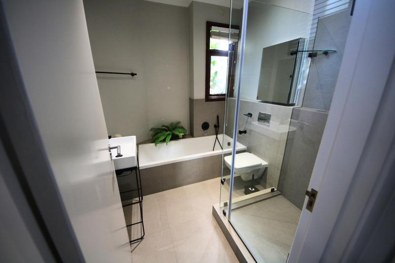 2 Bedroom Property for Sale in Dunkeld West Gauteng