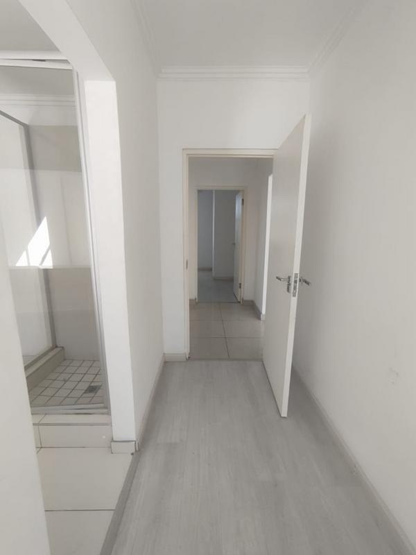 To Let 2 Bedroom Property for Rent in Morningside Gauteng