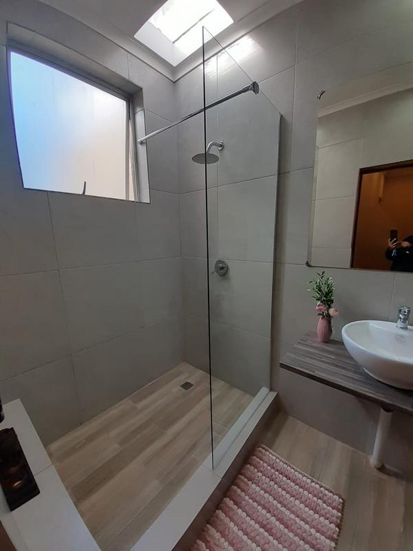 To Let 1 Bedroom Property for Rent in Rivonia Gauteng