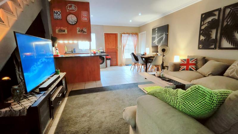 2 Bedroom Property for Sale in Annlin Gauteng