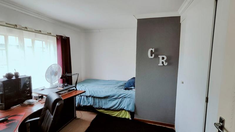2 Bedroom Property for Sale in Annlin Gauteng