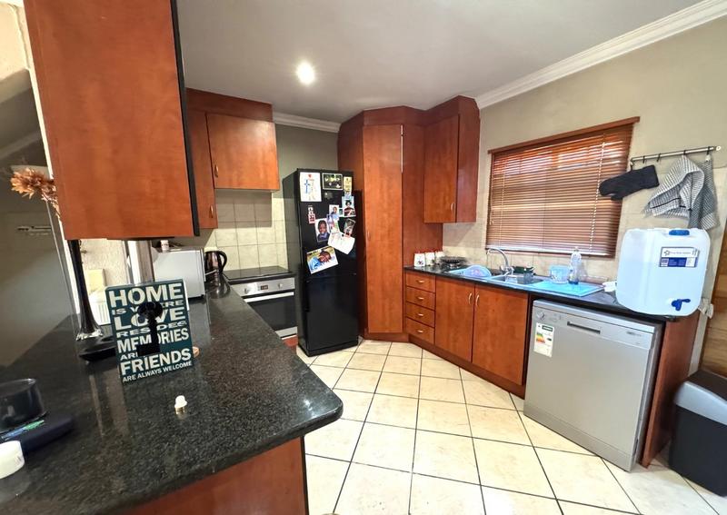 3 Bedroom Property for Sale in Annlin Gauteng