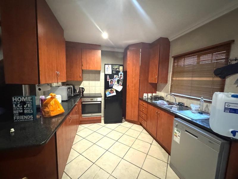3 Bedroom Property for Sale in Annlin Gauteng