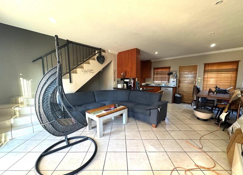 3 Bedroom Property for Sale in Annlin Gauteng