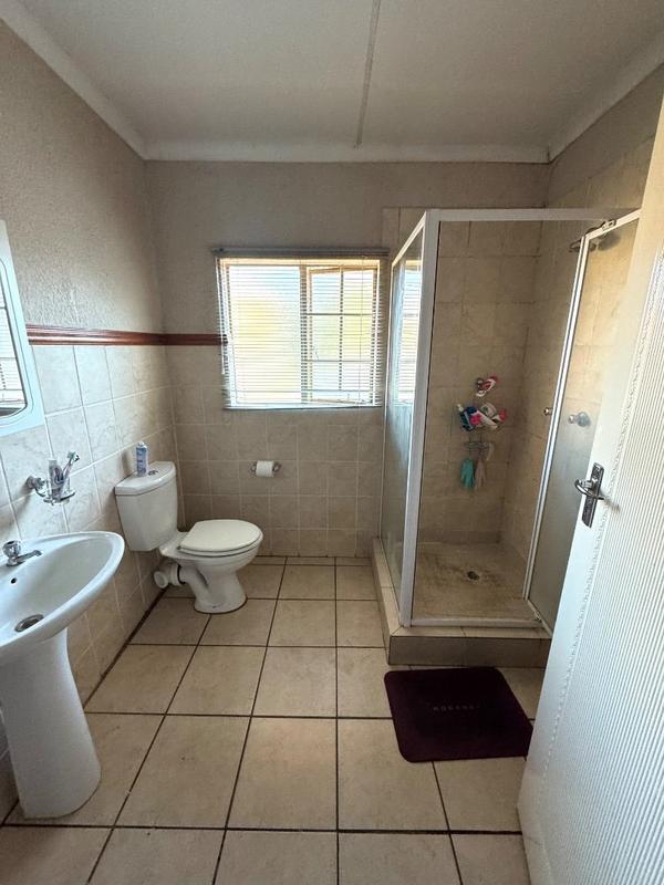 3 Bedroom Property for Sale in Annlin Gauteng