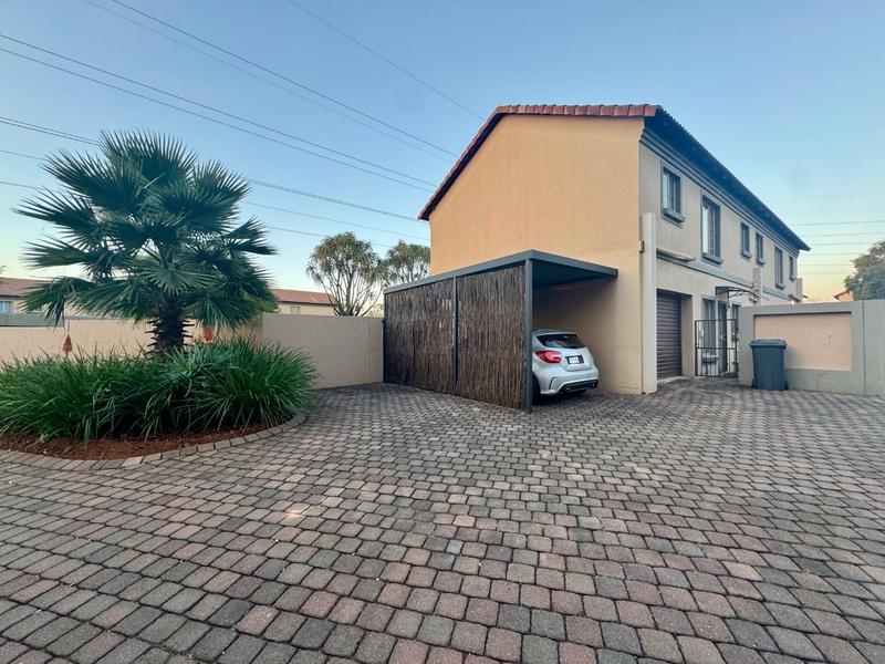 3 Bedroom Property for Sale in Annlin Gauteng
