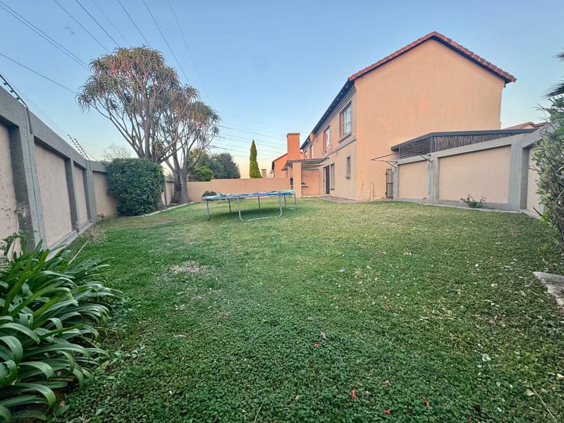 3 Bedroom Property for Sale in Annlin Gauteng