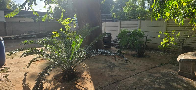 5 Bedroom Property for Sale in Sinoville Gauteng