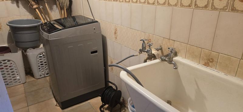 5 Bedroom Property for Sale in Sinoville Gauteng