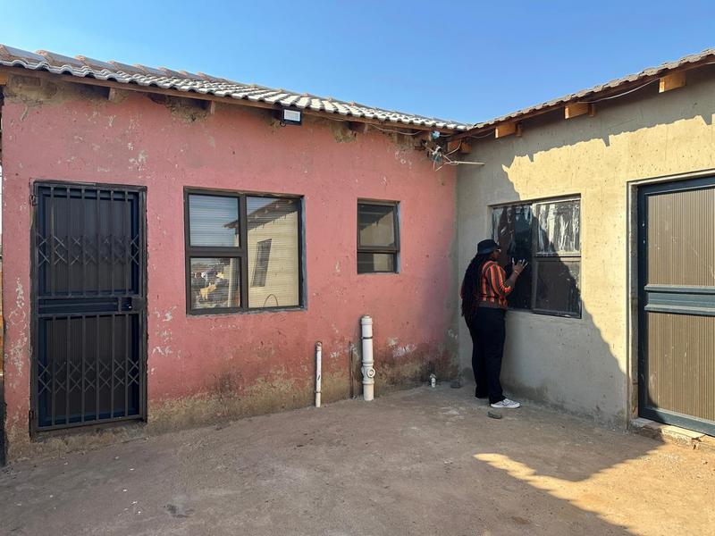 18 Bedroom Property for Sale in Palm Ridge Gauteng