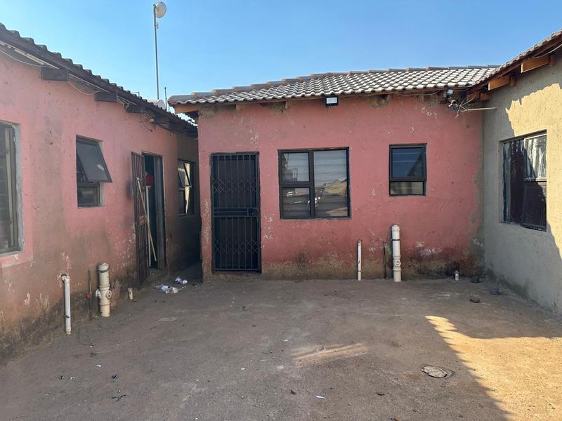 18 Bedroom Property for Sale in Palm Ridge Gauteng