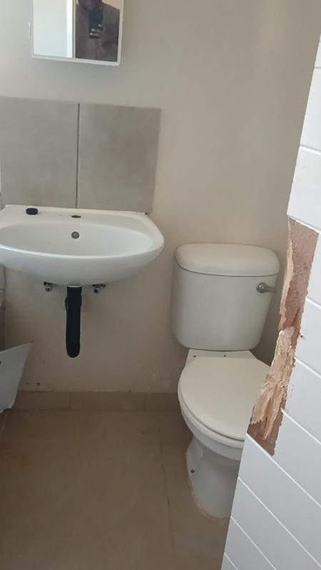 2 Bedroom Property for Sale in Lehae Gauteng