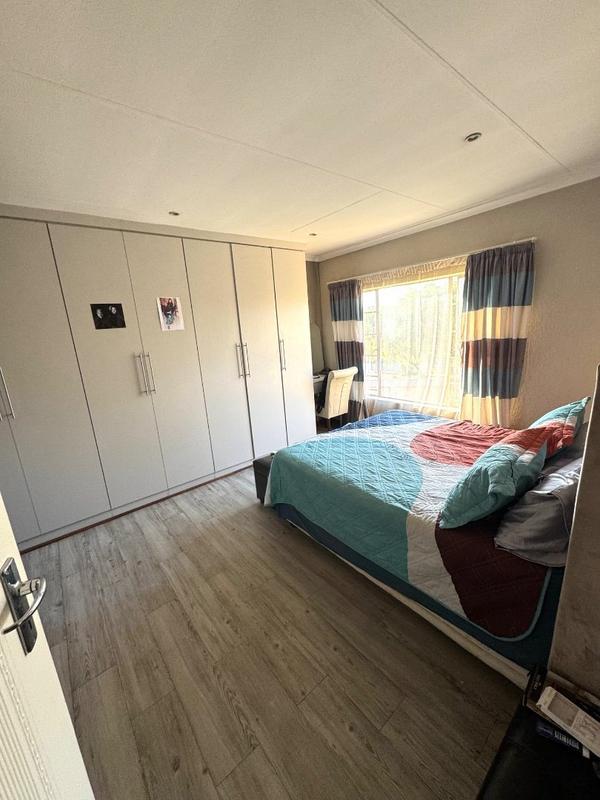 3 Bedroom Property for Sale in Annlin Gauteng