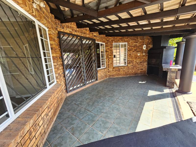 4 Bedroom Property for Sale in Doornpoort Gauteng
