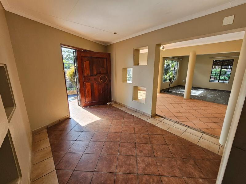4 Bedroom Property for Sale in Doornpoort Gauteng