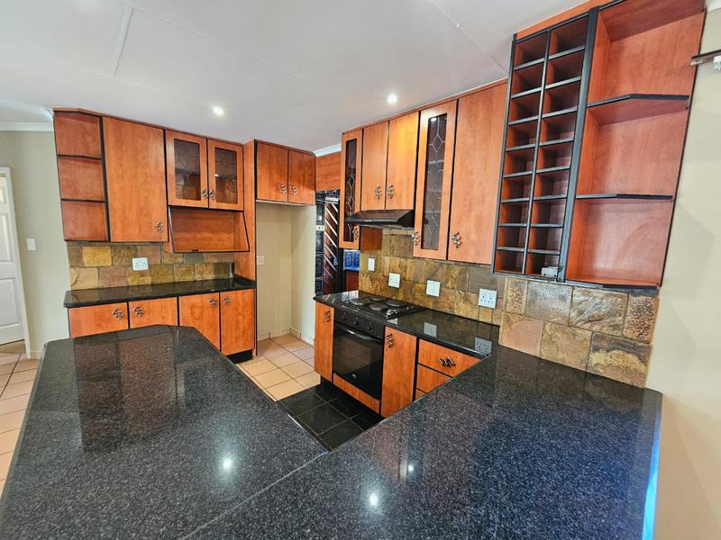 4 Bedroom Property for Sale in Doornpoort Gauteng