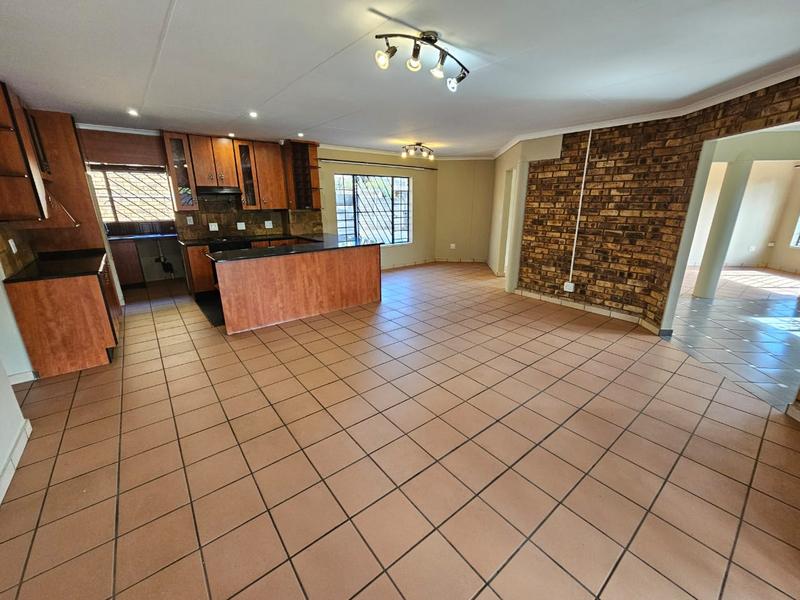 4 Bedroom Property for Sale in Doornpoort Gauteng