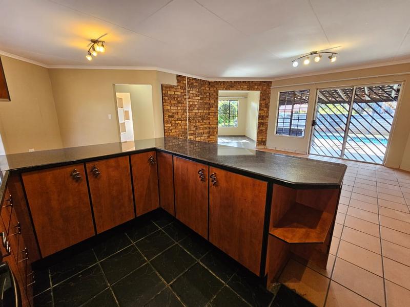 4 Bedroom Property for Sale in Doornpoort Gauteng