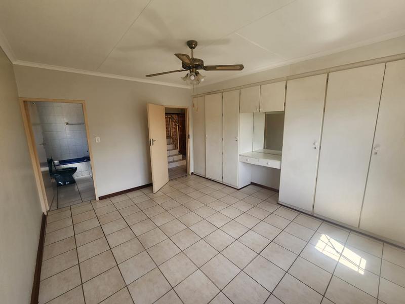 3 Bedroom Property for Sale in Magalieskruin Gauteng