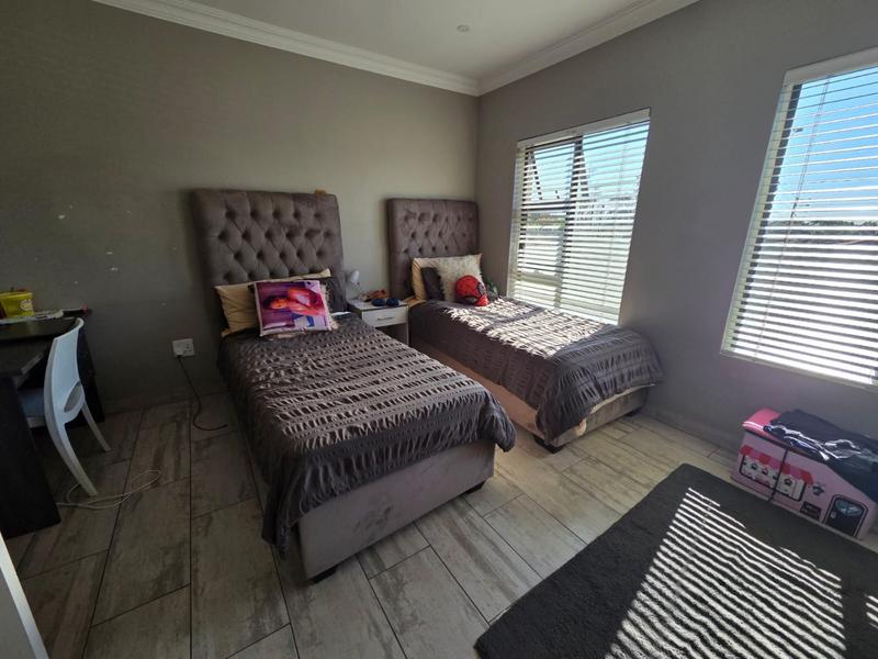 3 Bedroom Property for Sale in Magalieskruin Gauteng