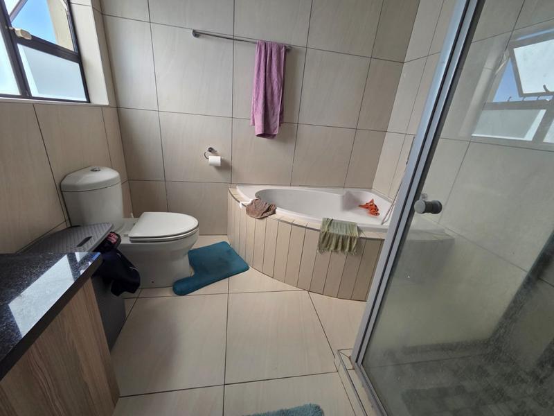 3 Bedroom Property for Sale in Magalieskruin Gauteng