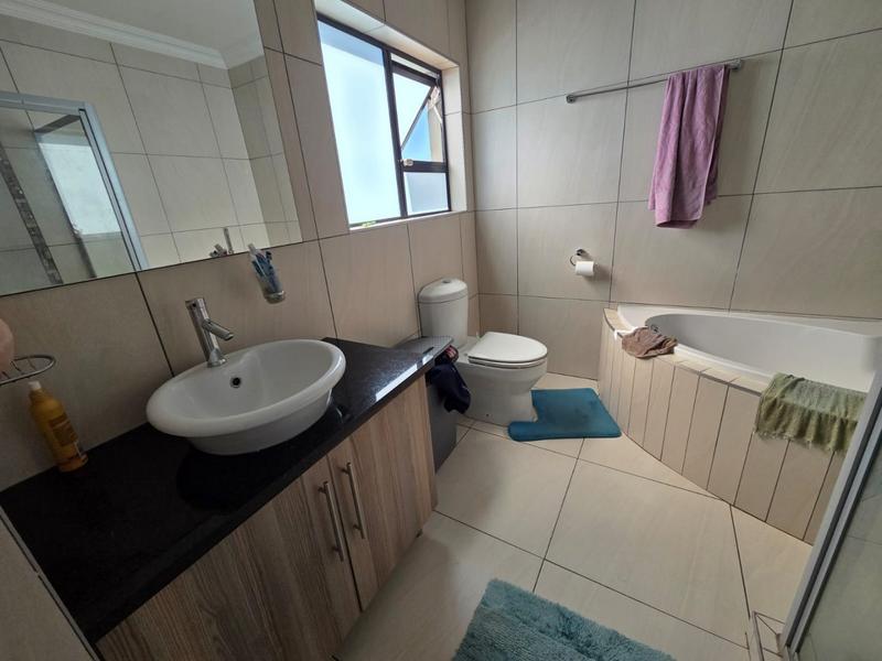3 Bedroom Property for Sale in Magalieskruin Gauteng