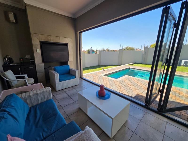 3 Bedroom Property for Sale in Magalieskruin Gauteng
