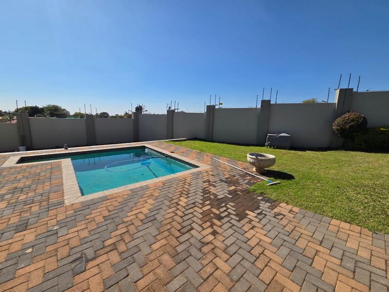 3 Bedroom Property for Sale in Magalieskruin Gauteng
